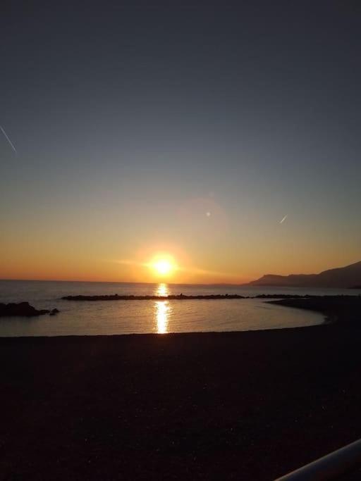 Alma Casa Vacanze Codice Citra 008065 Lt 0282 Ventimiglia Buitenkant foto