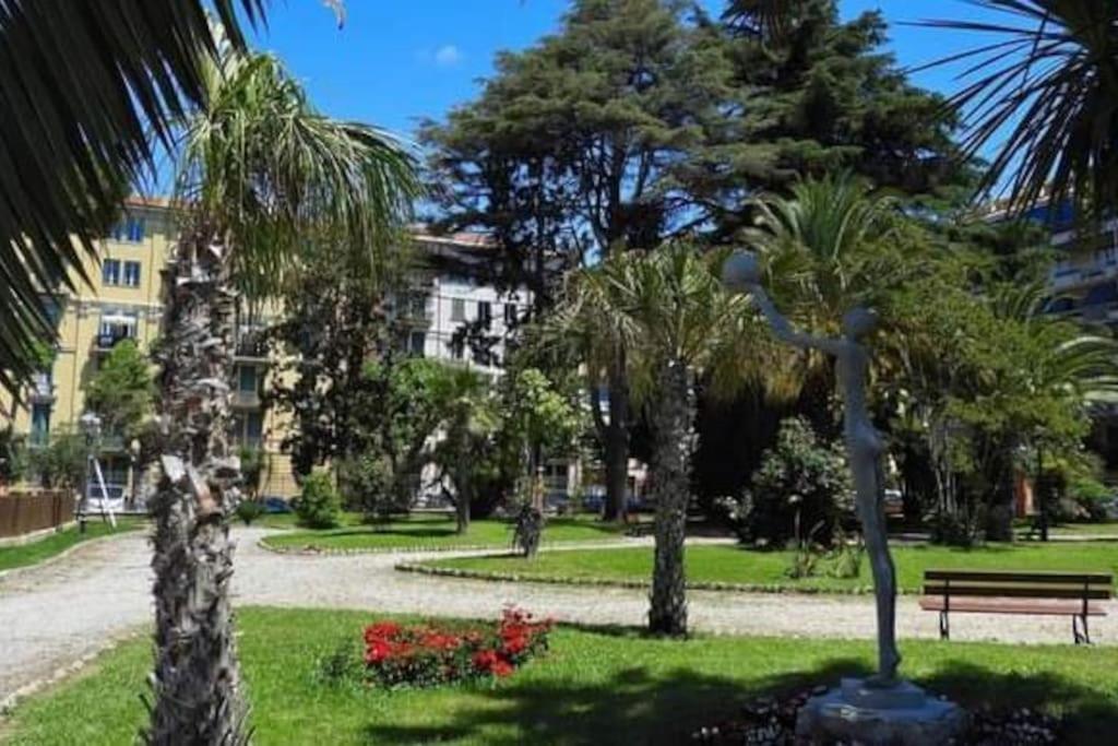Alma Casa Vacanze Codice Citra 008065 Lt 0282 Ventimiglia Buitenkant foto